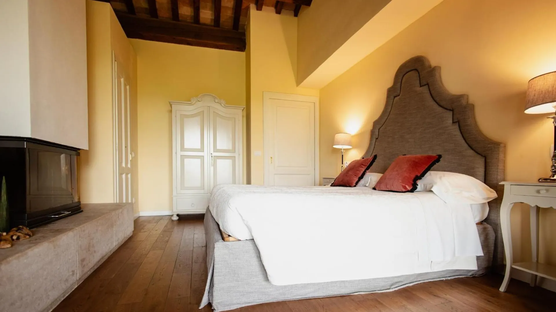 Saturnia Country Villas 0*,  Italy