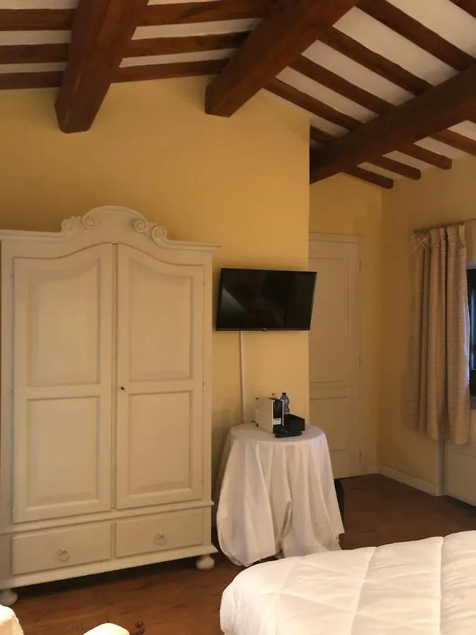 Saturnia Country Villas 0*,