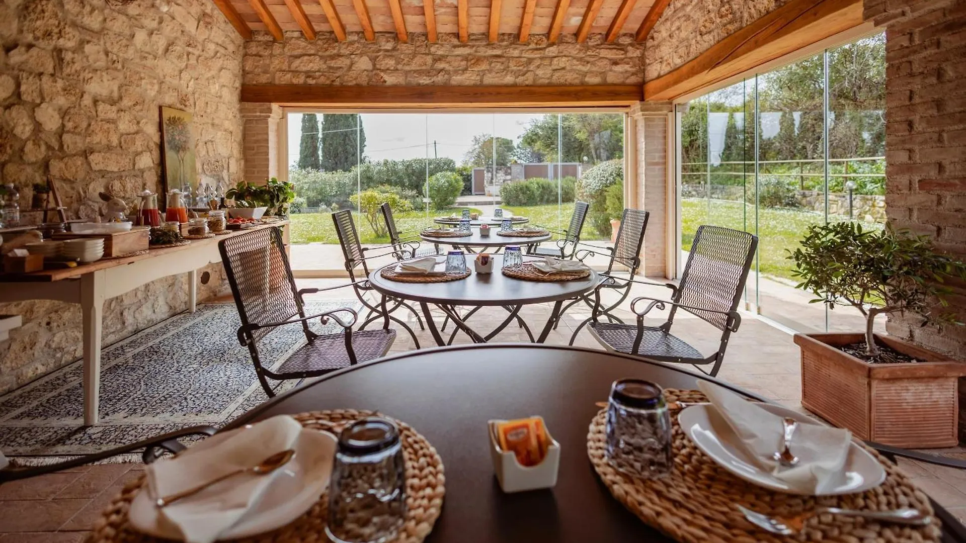 Saturnia Country Villas Bed & Breakfast
